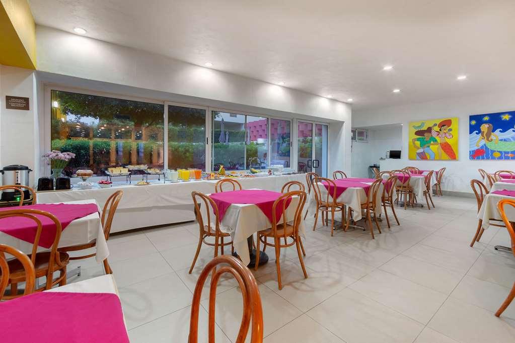 Inn Comfort Monterrey Valle
