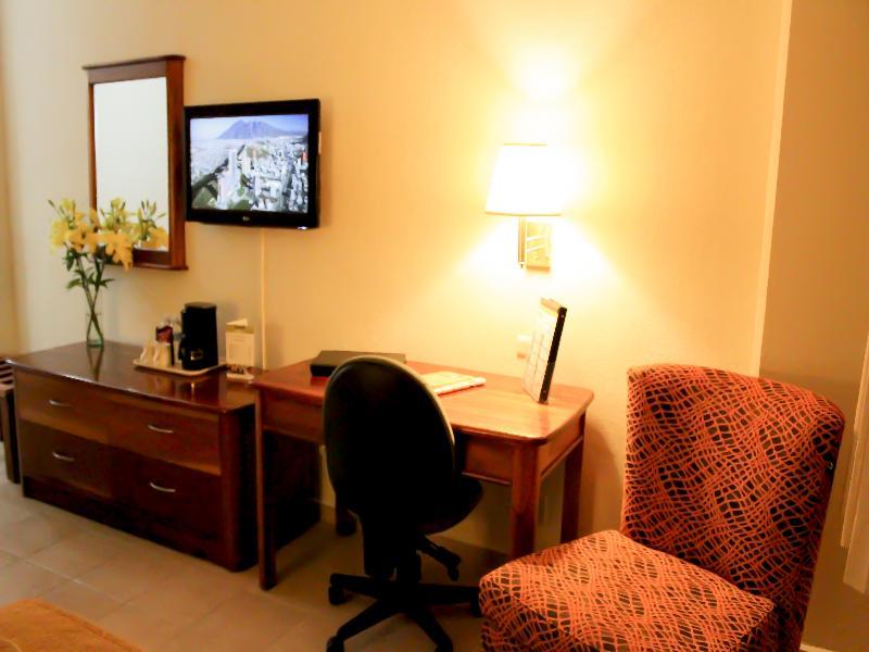 Comfort Monterrey Valle 4* San Pedro Garza Garcia